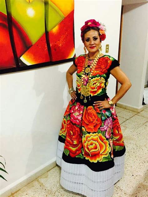 Pin de Vicky Sol en xhà nana istmo Traje de tehuana Vestidos de