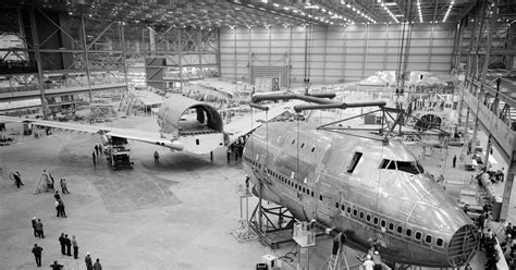 flightglobal  linkedin  boeings incredibles crafted