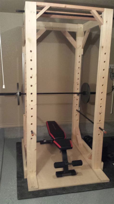 DIY Woodworking : Easy to Build DIY Power Rack (Squat Rack)