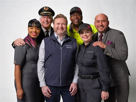 Delta Cancels 900+ Flights—Internal Document Reveals Airline Will Pay