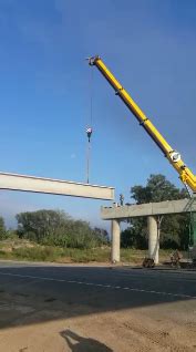 Audios Y Videos Colocan Las Vigas De Lo Que Ser El Puente De La