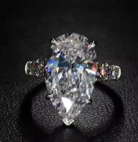 Pear Cut White Sapphire Engagement Ring For Women Sayabling