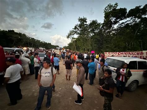 La Jornada Maya Quintana Roo Miguel Améndola Ejidatarios bloquean