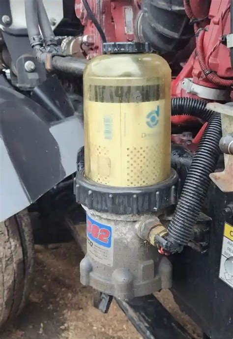 Mack Mp Fuel Water Separator For A Mack Anthem For Sale