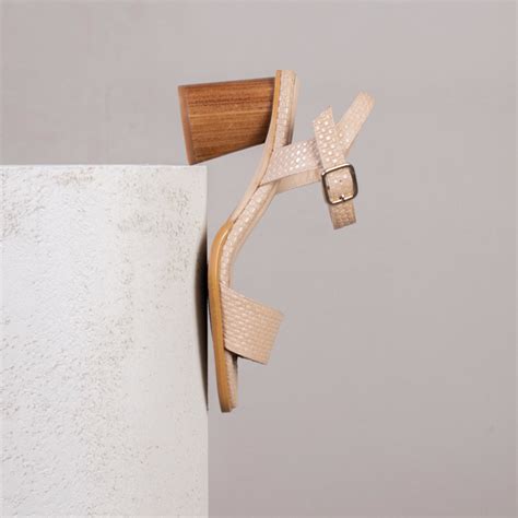 Sandale nude cu toc gros Franchesca din piele naturală împletită