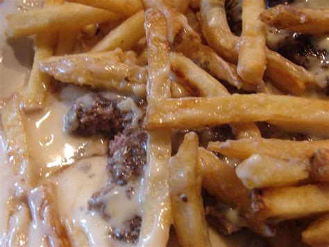 8 Famous Foods in Illinois