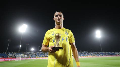 Cristiano Ronaldo Terus Bikin Gol Al Nassr Lolos Ke Final Arab Club