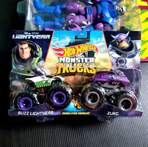 Hot Wheels Demolition Doubles Monster Trucks Disney Pixar Buzz Lightyear Vs Zurg Toy Story