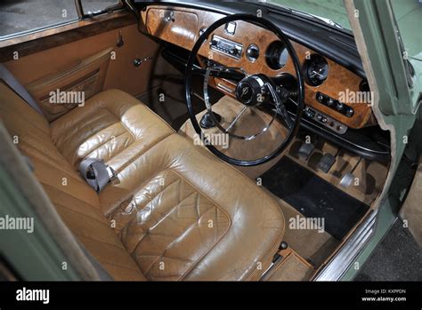 Austin Vanden Plas Three Litre classic British car interior Stock Photo ...