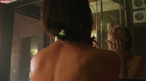 Naked Elena Lyadova In Izmeny