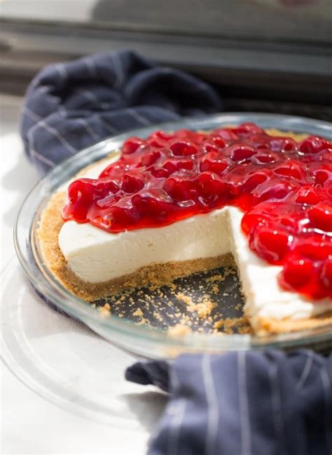 Easy No Bake Cheesecake Recipe - Lauren's Latest