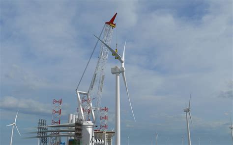 Huismans Leg Encircling Crane For Another Cadeler