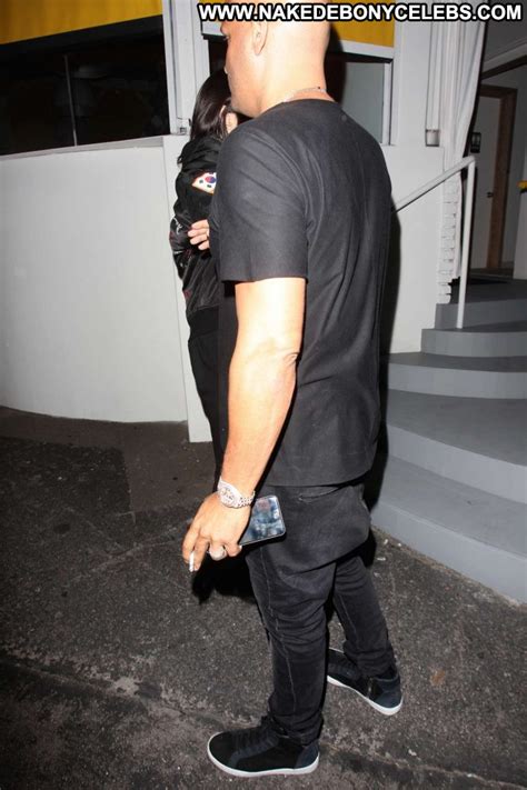 Kendall Jenner Los Angeles Celebrity Beautiful Babe Posing Hot Paparazzi Angel Restaurant Los