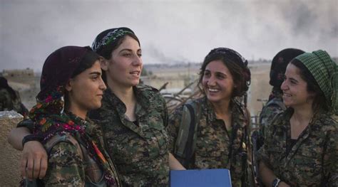 Andare A Kobane Feminism Fiera Dell Editoria Delle Donne