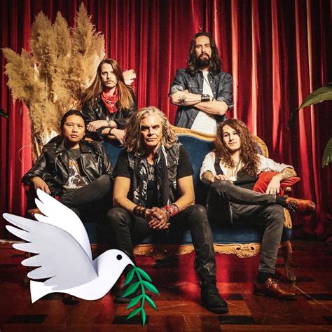 HOT COP LADY TRADUÇÃO King Zebra LETRAS MUS BR