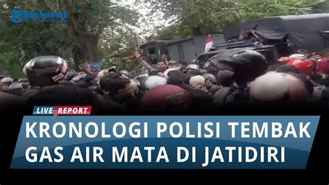 Kronologi Polisi Tembakkan Gas Air Mata Ke Suporter Polisi Dilempari