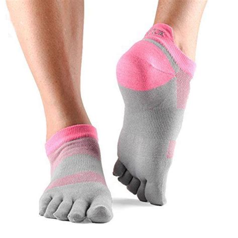 Toesox Womens Lolo Performance Five Toe Low Rise Sport No Show Toesocks Womens Activewear