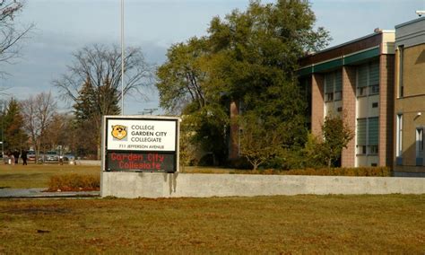 High School at Garden City Collegiate in Winnipeg, Manitoba (Non Credit ...