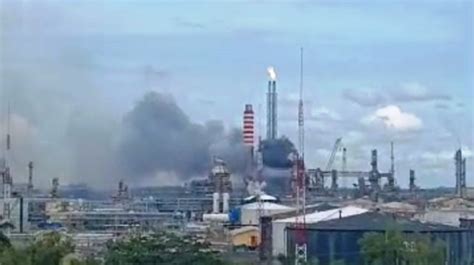 Flash Di Kilang Pertamina Balikpapan Tim Fire Brigade Pertamina Sigap