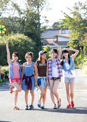 現役女子大生 の無修正エロ画像 AV女優ギャラリー 件 JapaneseBeauties jav model Bikini Girls gallery