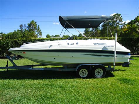 Larson Escape For Sale For Boats From Usa