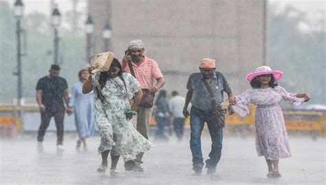 Weather Update IMD Predicts Heavy Rainfall Over Andhra Pradesh