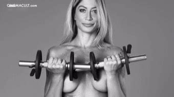 Nudi Per La Vita Nude Scenes Review