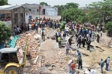 Portales De Blas De Lezo Ii El Edificio De Papel Muertes El