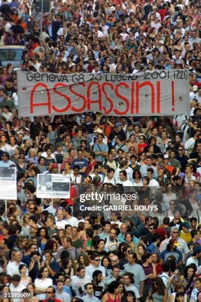 Thousands Of Anti Globalisation Protesters Opposed To The Photo D