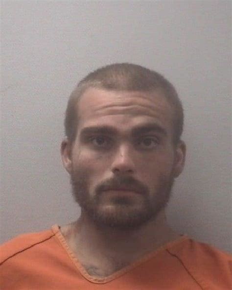 Lexington County Sheriffs Deputies Search For Man Who Escaped