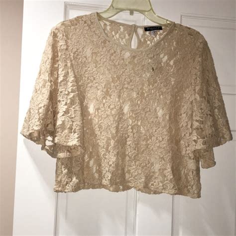 Paniz Tops Nwt Lace Nude Crop Top Poshmark
