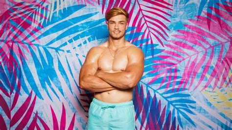 Love Island 2021 Kandidat Philipp hätte mit Sex vor der Kamera kein