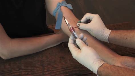 Learn To Become A Phlebotomist At Phlebotomy Career Training Youtube