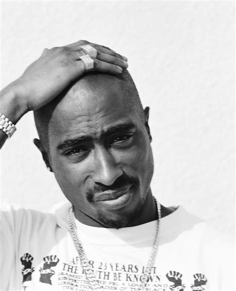 Tupac Amaru Shakur Tupac Pictures Tupac Tupac Makaveli