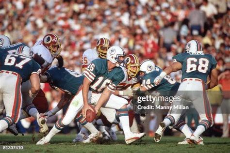 Super Bowl XVII, Miami Dolphins QB David Woodley in action vs... News ...