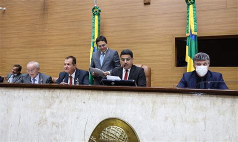 Deputados Aprovam Extens O Do Abono Tempor Rio Para Professores Da Rede