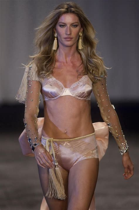 Gisele Bundchen Wearing Sexy Lingerie At Hope Fashion Show Porn Pictures XXX Photos Sex Images