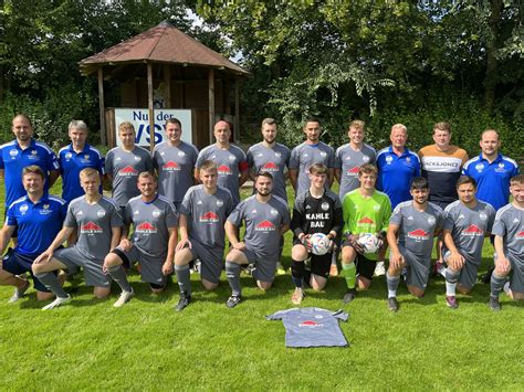 Vardeilser SV Mit Neuen Trikots Sportnews Northeim Einbeck