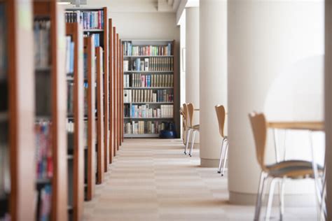 学校の図書館で働きたい！司書を目指すなら 知っておきたい採用の特徴 教員採用、教員募集のe Staff