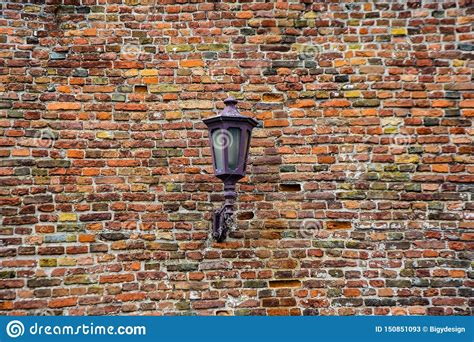 Vecchio Muro Di Mattoni Via Urbana Di Lerciume Vuoto Muro Di Mattoni Di