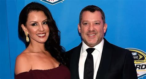 Tony Stewart Engaged Smoke Engaged To Pennelope Jiminez