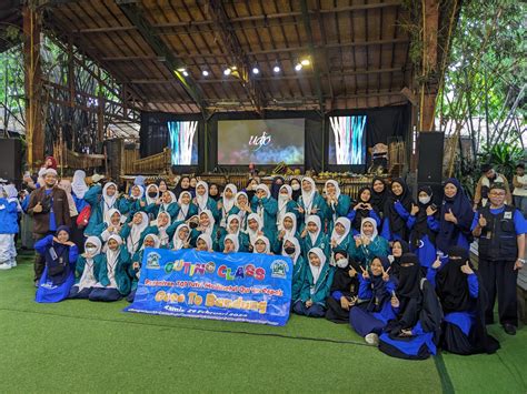 Outing Class Pesantren Putri Madinatul Quran Depok Kembali Ke Bandung