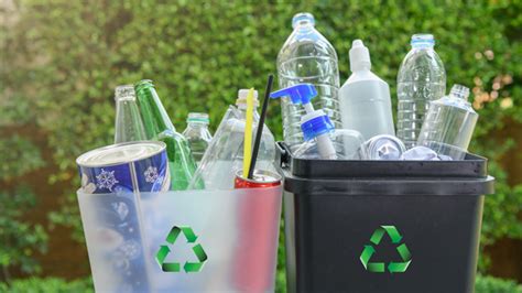 LIST: Best Places and Groups for Plastic Waste Recycling 