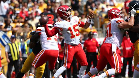 Chiefs Notebook: Patrick Mahomes Impresses Again With Six Touchdowns in ...