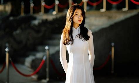 Hot girl áo dài Bắc Ninh lại gây thương nhớ trong bộ ảnh cuối thu Báo Dân trí