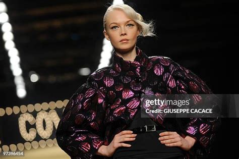 2,303 Coveri Fashion Show Stock Photos, High-Res Pictures, and Images ...