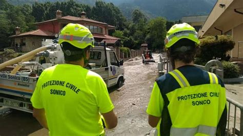 Valle Camonica Contributi Ai Gruppi Di Protezione Civile Gazzetta