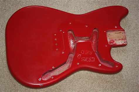 1963 1964 Fender Musicmaster Duo Sonic Guitar Body Reverb Canada