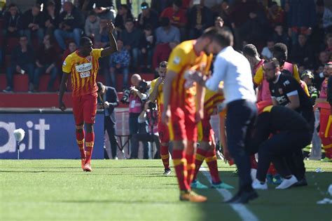 Diabat Fa Sognare Il Benevento Foto Sportmediaset