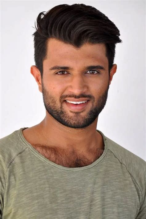 Vijay Deverakonda Sa Biographie Filmographie Et Quelques Photos